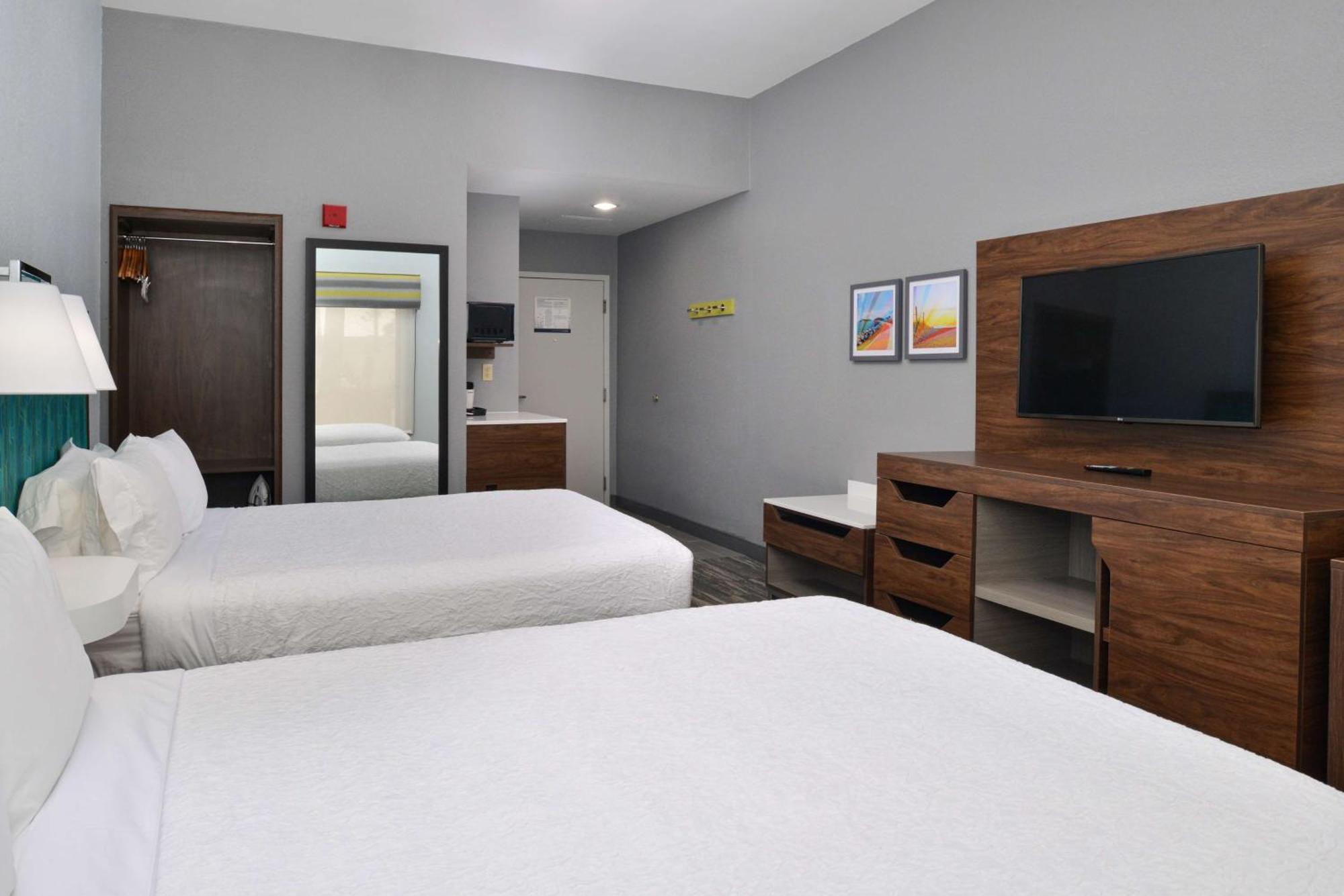 Hampton Inn By Hilton Panama City Beach Upper Grand Lagoon Esterno foto