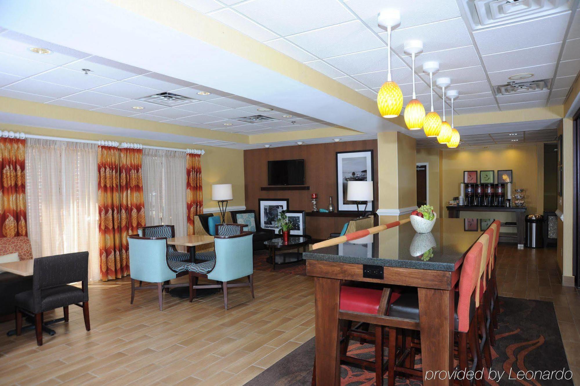 Hampton Inn By Hilton Panama City Beach Upper Grand Lagoon Esterno foto