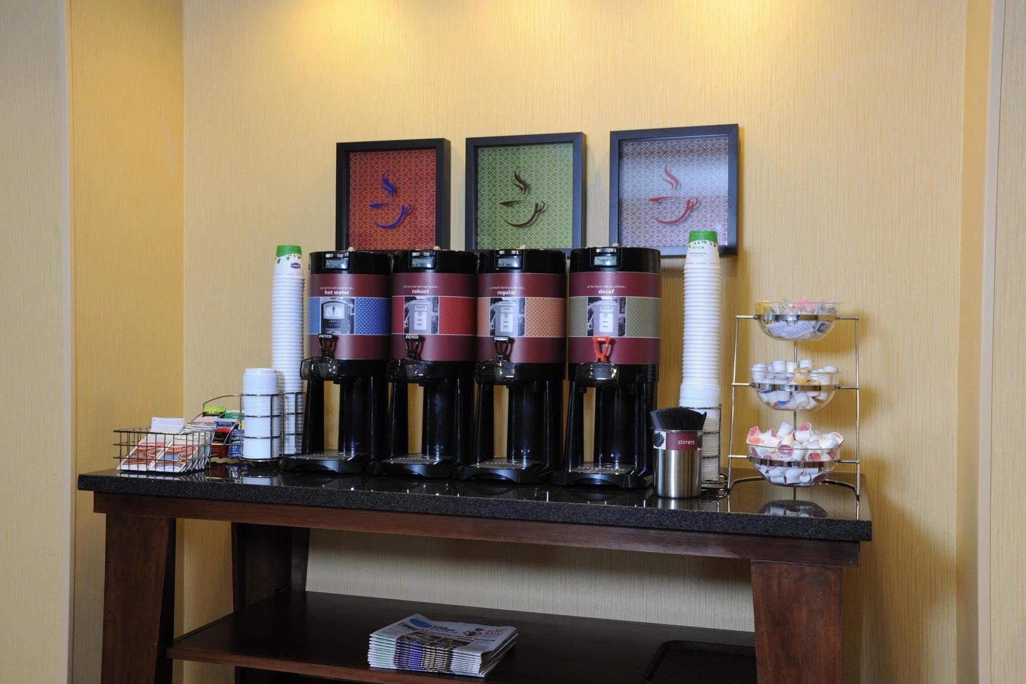 Hampton Inn By Hilton Panama City Beach Upper Grand Lagoon Esterno foto
